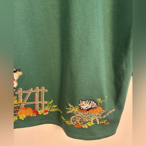 Alfred Dunner Top Garden Gate Cats Pumpkins Halloween Fall Petite Medium - Picture 6 of 10
